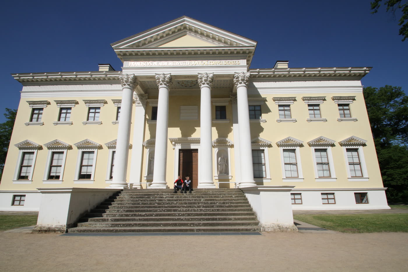 Das klassizistische Schloss Wörlitz im Gartenreich Dessau-Wörlitz
